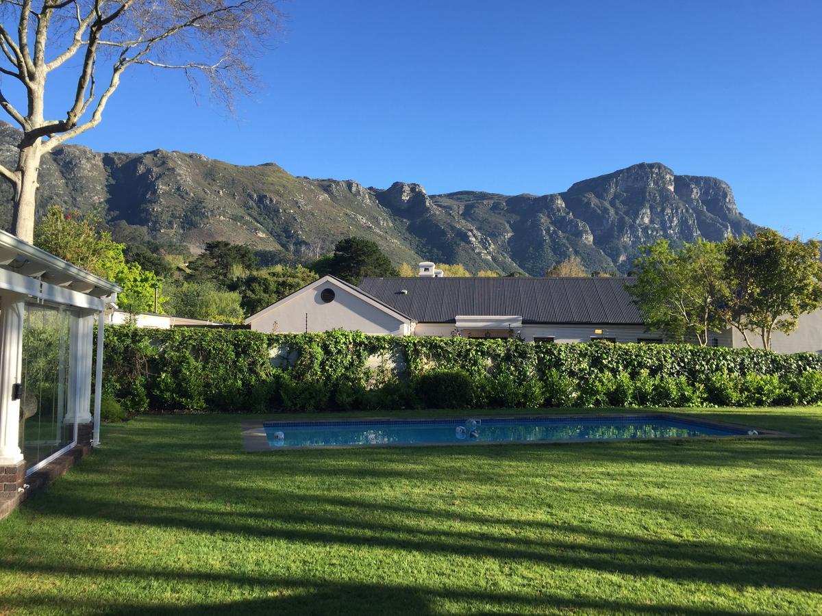 Wedgwood Cottage Cape Town Room photo